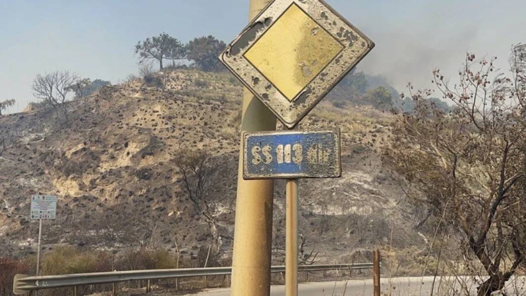 Sicilya Adası'nda kırmızı alarm! Evler tahliye edildi, eğitime ara verildi... 6